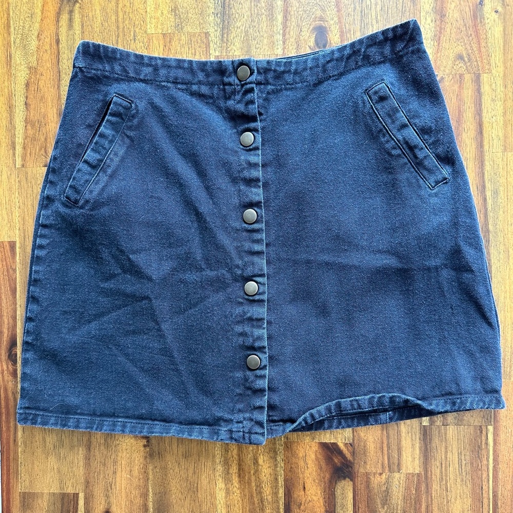Miami Black Button-Front Mini Skirt